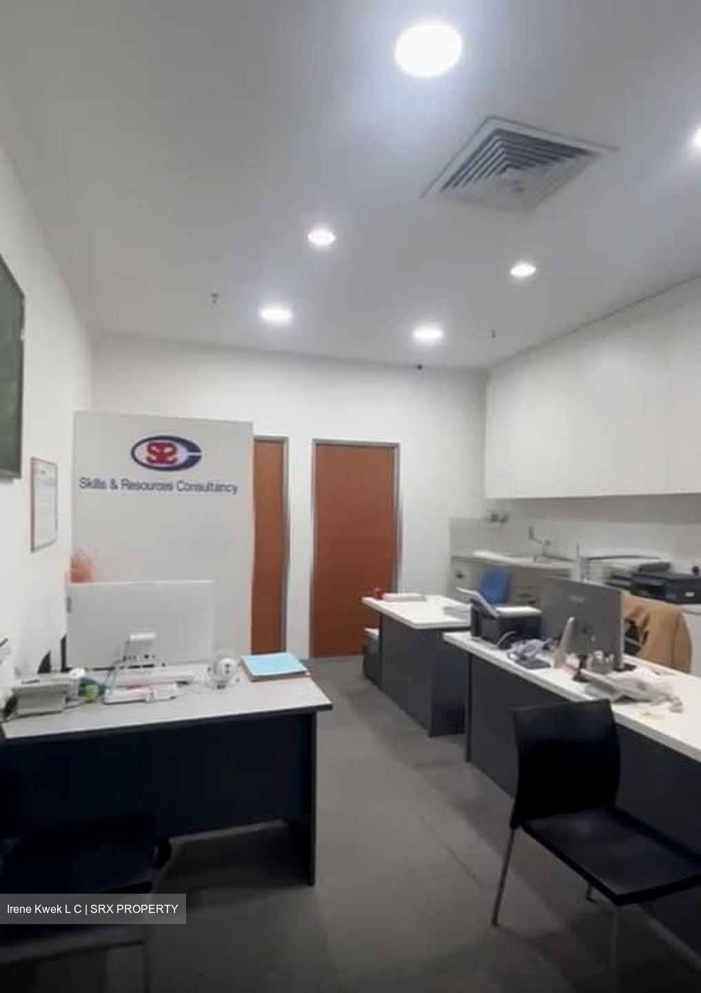 Balestier Plaza (D12), Office #528899211